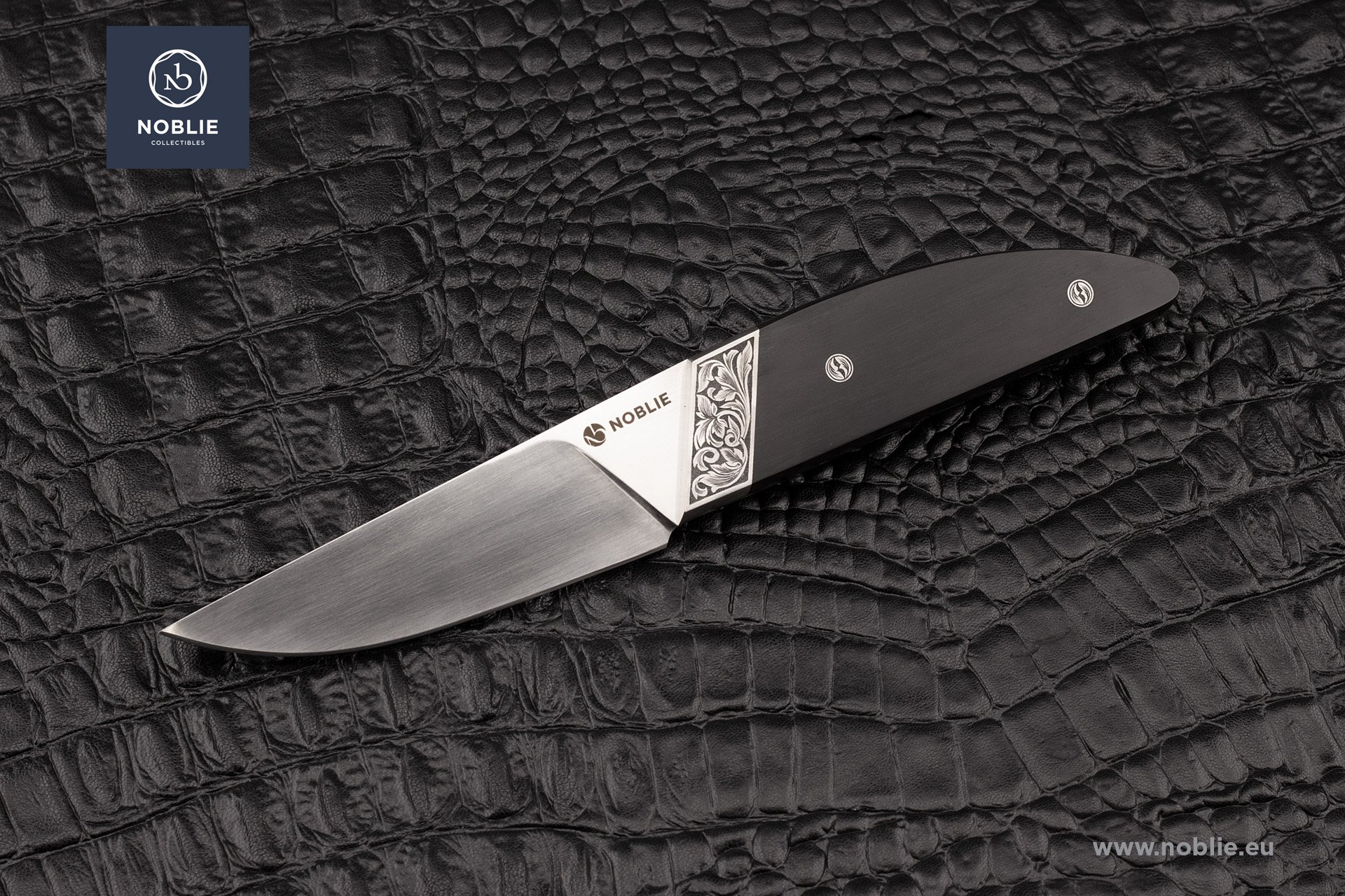 Custom hunting knife (Engraving №1)