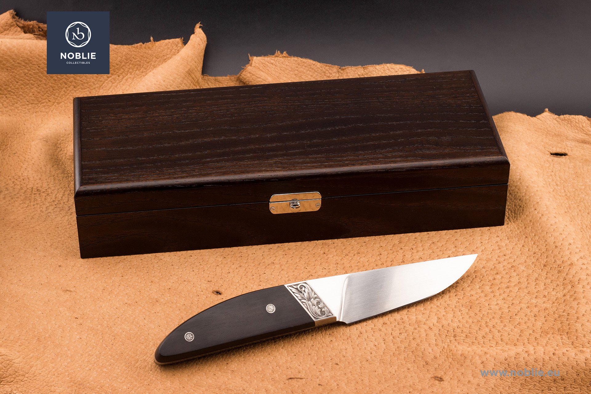 Custom hunting knife